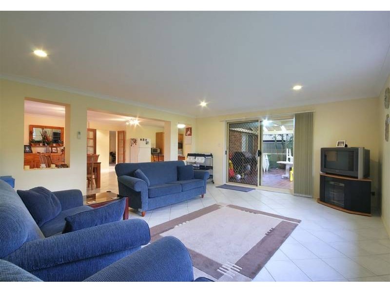 10 Bangalla Parade, Glenmore Park NSW 2745