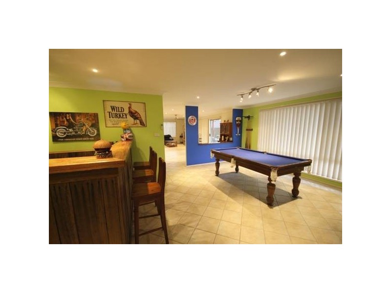 11 Kukundi Drive, Glenmore Park NSW 2745