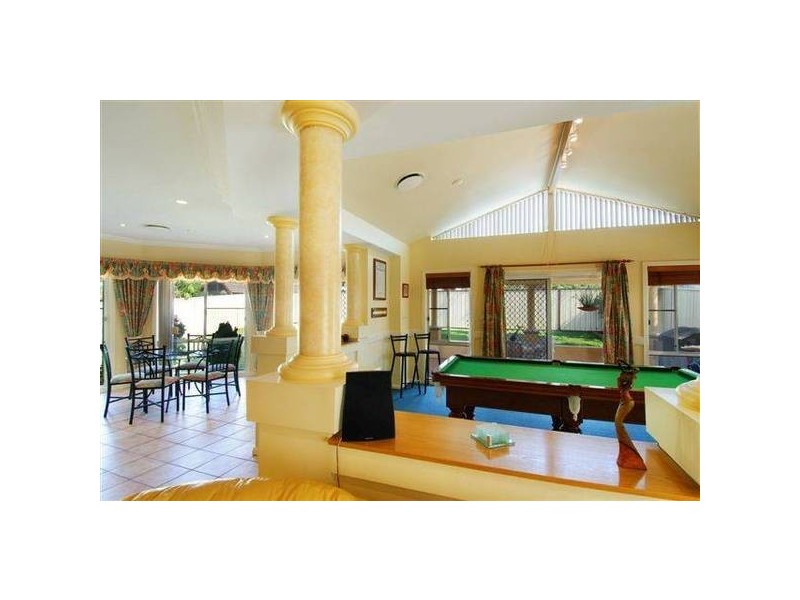 11 Dungara Cres, Glenmore Park NSW 2745