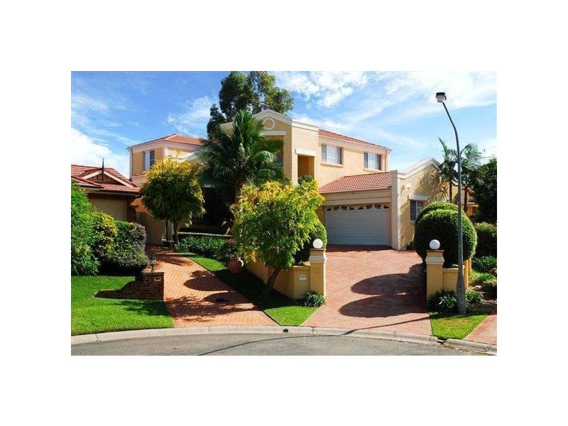 11 Dungara Cres, Glenmore Park NSW 2745