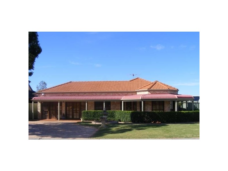 4 Glengarry Drive, Glenmore Park NSW 2745