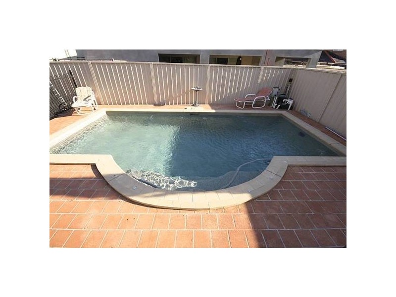 8 Avalon Crescent, Glenmore Park NSW 2745