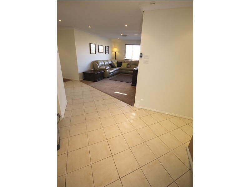 6 Poa Place, Glenmore Park NSW 2745