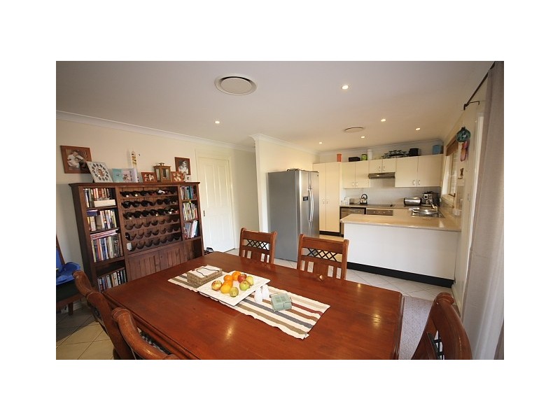 6 Poa Place, Glenmore Park NSW 2745
