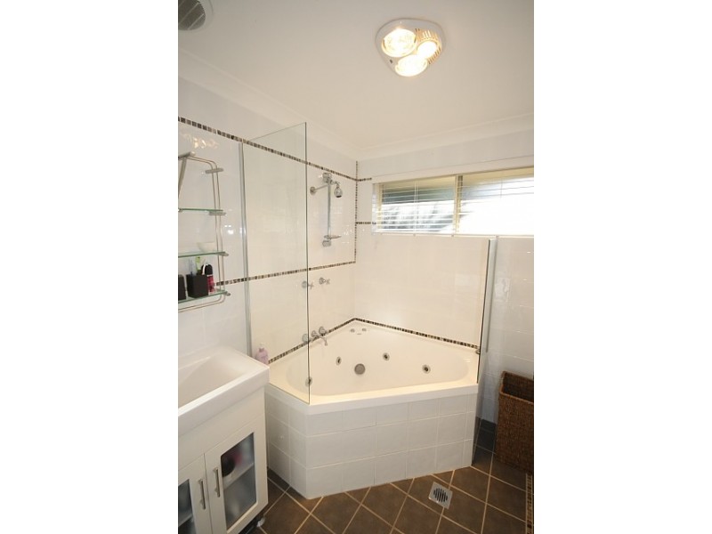 6 Poa Place, Glenmore Park NSW 2745