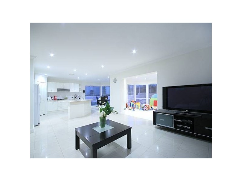 30 Monteray Terrace, Glenmore Park NSW 2745