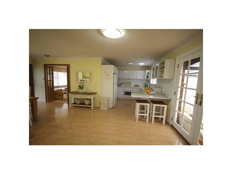 2 Sparks Road, Jamisontown NSW 2750