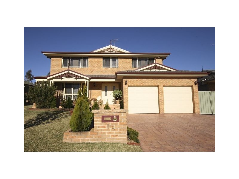 68 Glengarry Drive, Glenmore Park NSW 2745