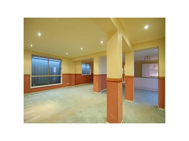 41 Knox Street, Glenmore Park NSW 2745