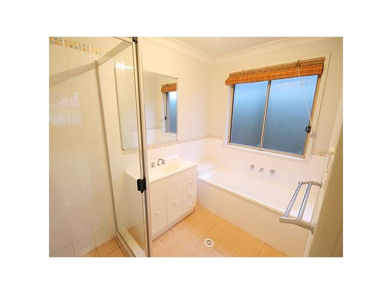 41 Knox Street, Glenmore Park NSW 2745