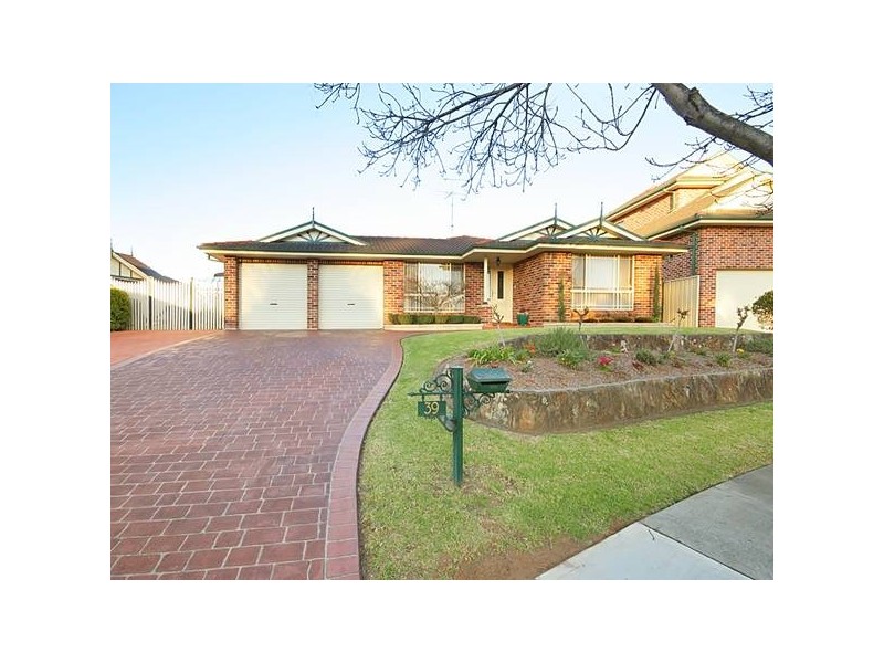 39 Woodlands Drive, Glenmore Park NSW 2745