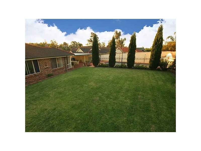 39 Woodlands Drive, Glenmore Park NSW 2745