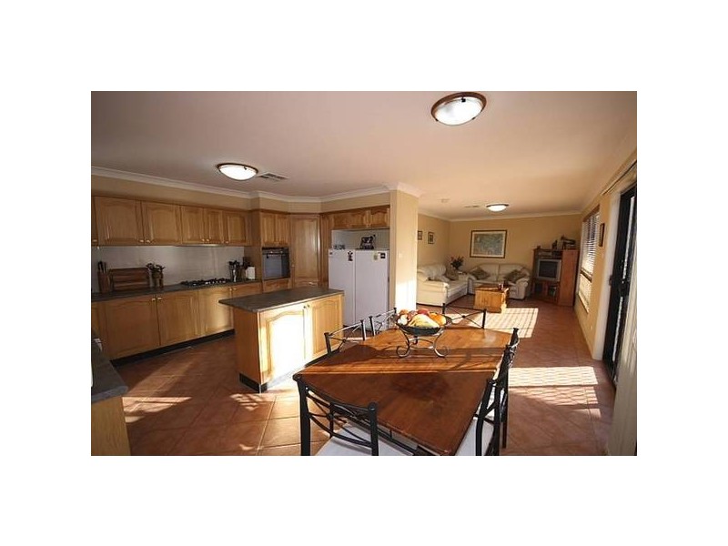 9 Roseville Terrace, Glenmore Park NSW 2745