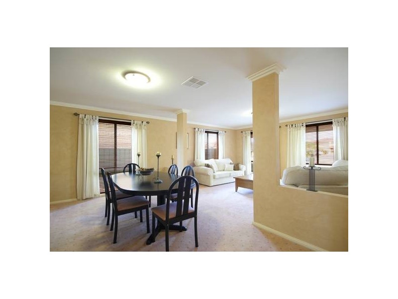 9 Roseville Terrace, Glenmore Park NSW 2745