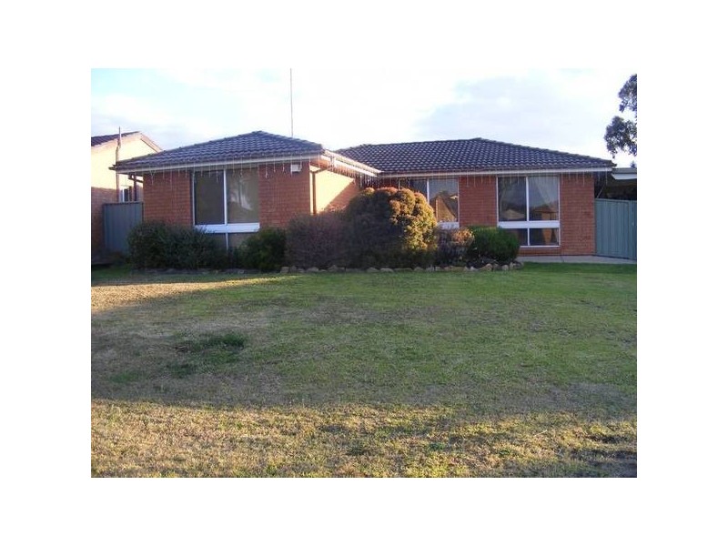 18 Pioneergrove, Werrington Downs NSW 2747