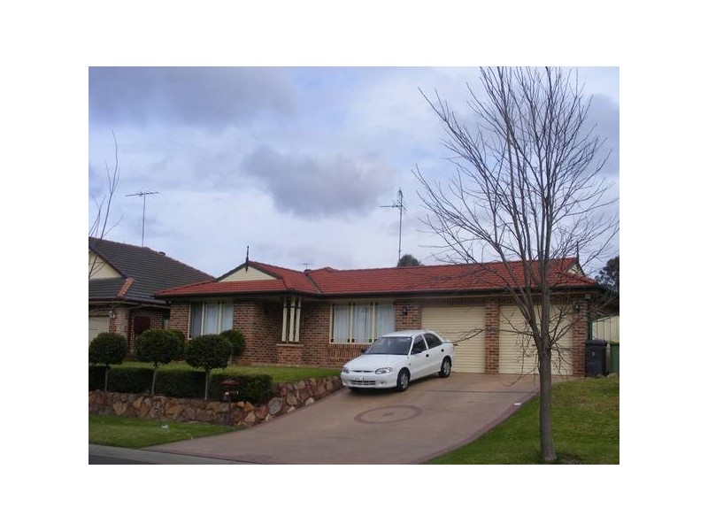 4 Scrubwren Close, Glenmore Park NSW 2745