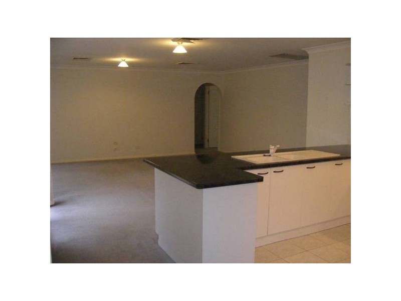 14 Muru Drive, Glenmore Park NSW 2745