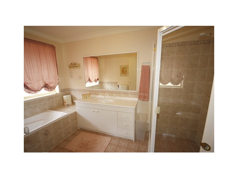 22 Shearwater Drive, Glenmore Park NSW 2745