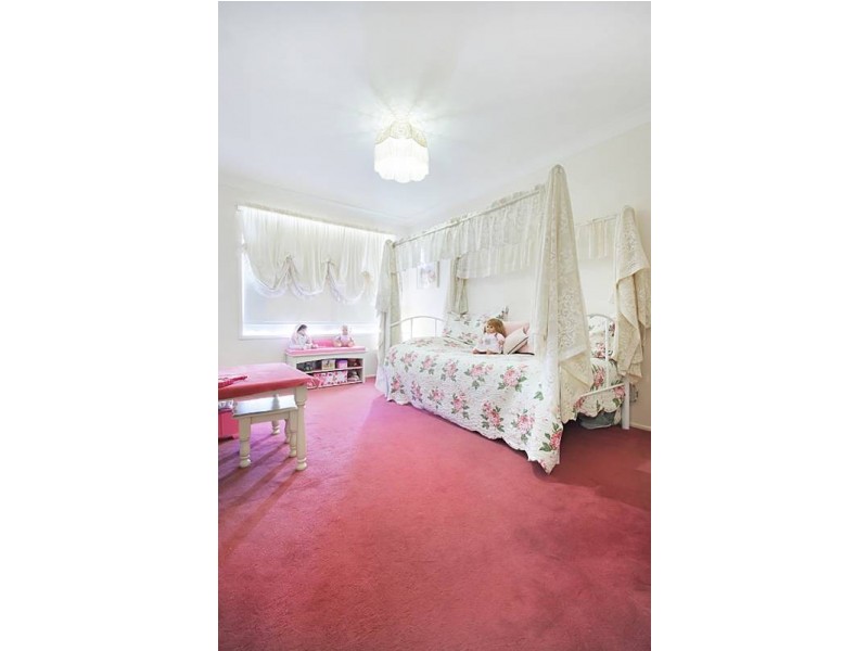 22 Shearwater Drive, Glenmore Park NSW 2745