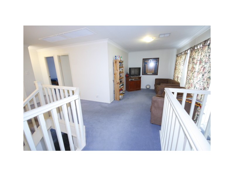 18 Shearwater Drive, Glenmore Park NSW 2745