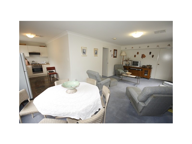18 Shearwater Drive, Glenmore Park NSW 2745