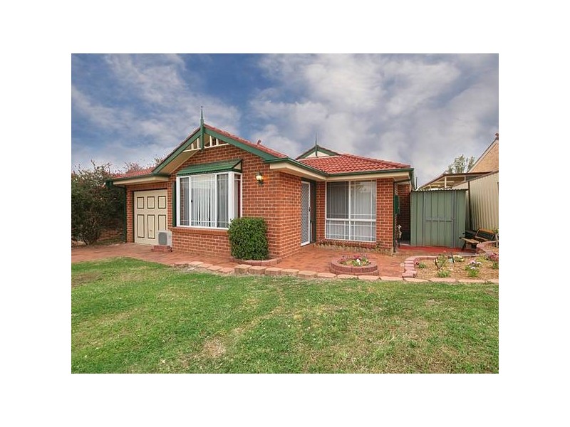 36 Candelbark Crt, Glenmore Park NSW 2745