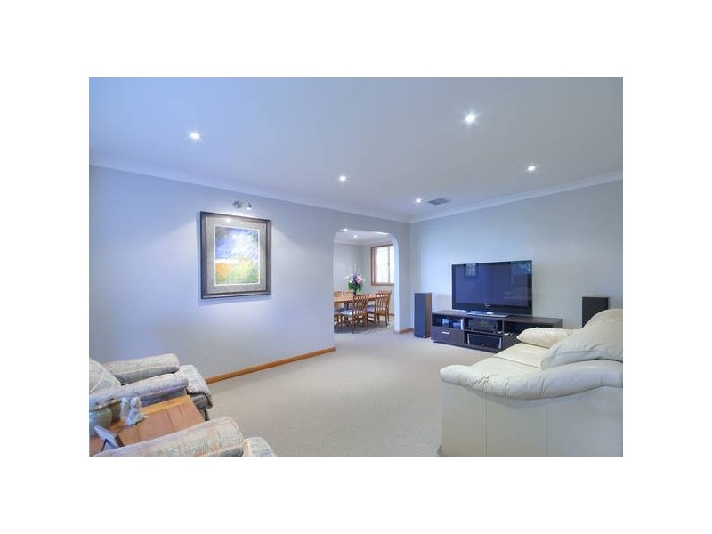 7 Jessup Place, Glenmore Park NSW 2745