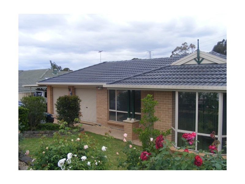 2 Binnit Place, Glenmore Park NSW 2745
