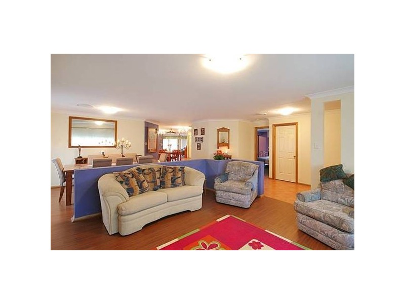 52 The Lakes Drive, Glenmore Park NSW 2745