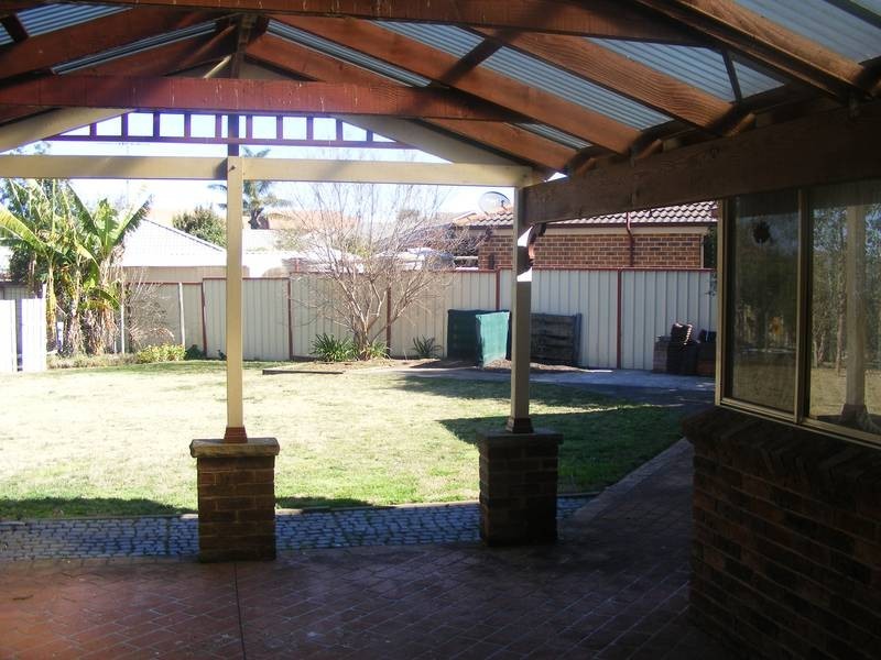 5 Harrower Place, Glenmore Park NSW 2745