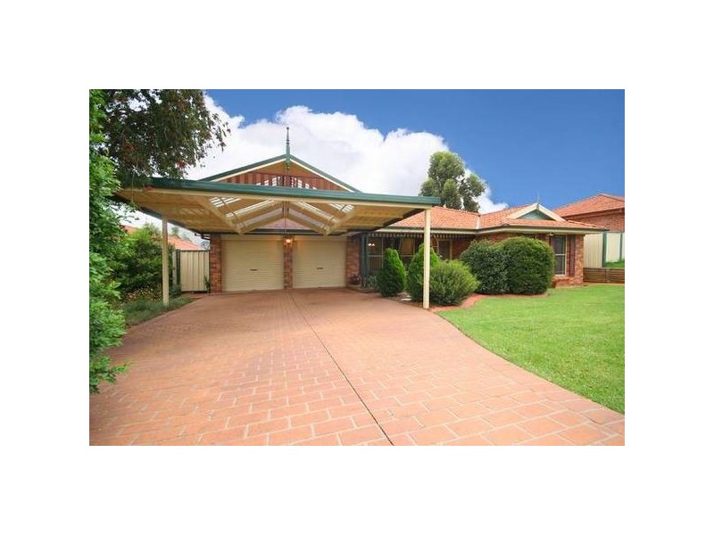 38 The Lakes Drive, Glenmore Park NSW 2745