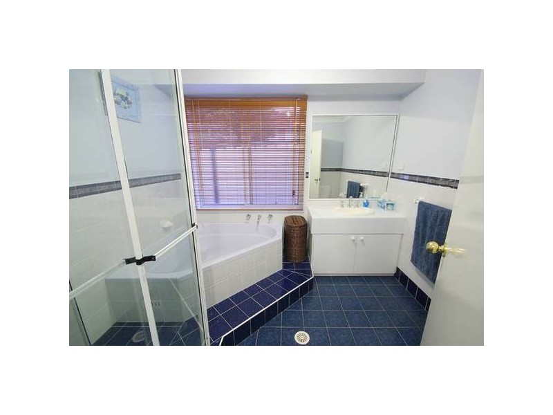 38 The Lakes Drive, Glenmore Park NSW 2745