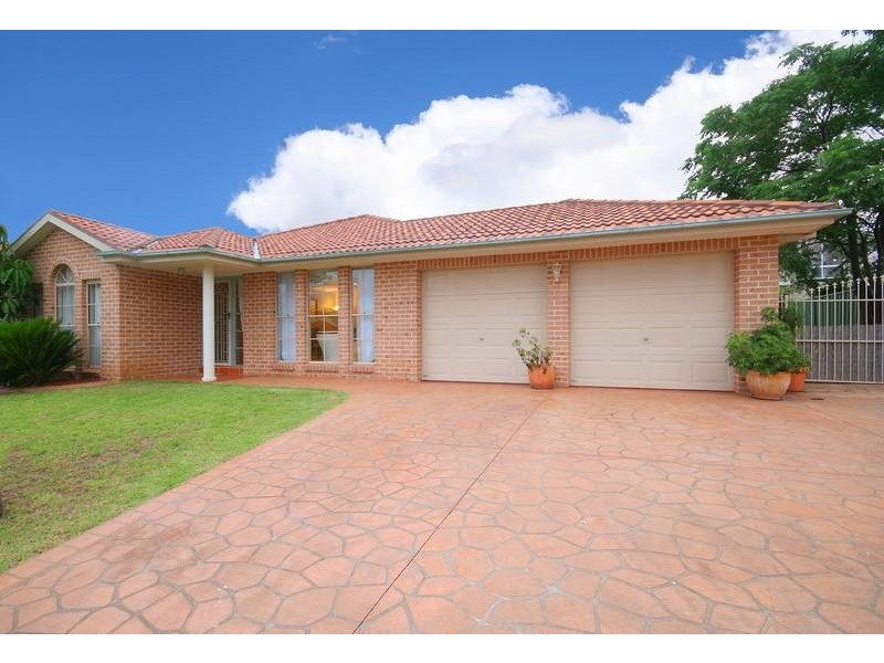 12 Jirramba Crt, Glenmore Park NSW 2745