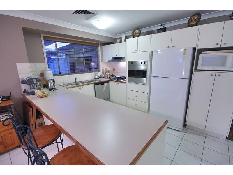 12 Jirramba Crt, Glenmore Park NSW 2745