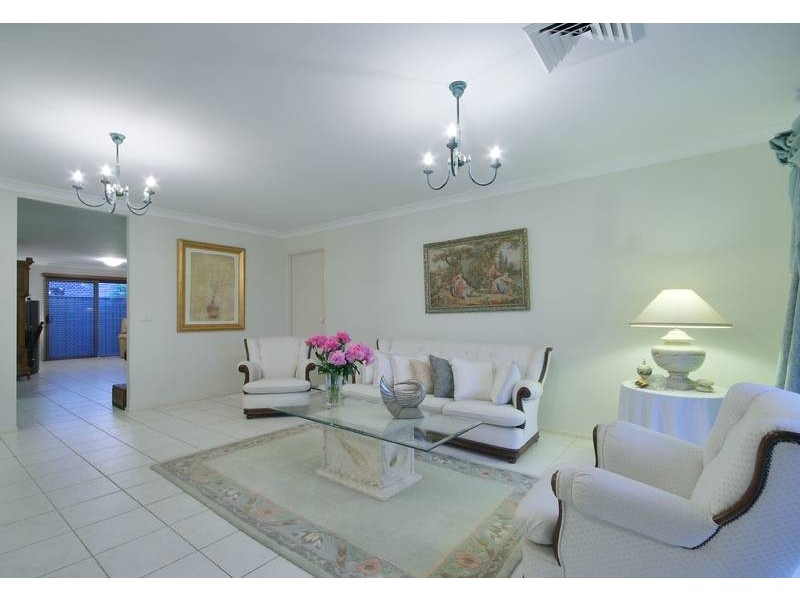 12 Jirramba Crt, Glenmore Park NSW 2745