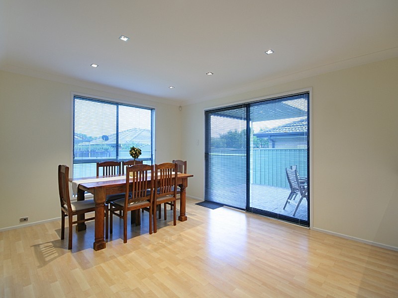 16 Winna Place, Glenmore Park NSW 2745