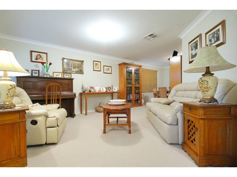 22 Torquay Terrace, Glenmore Park NSW 2745