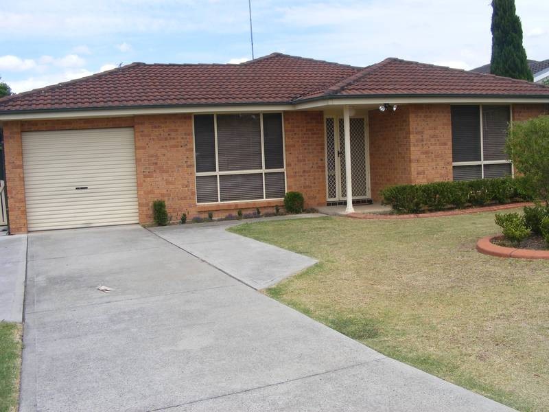 30 Mari Close, Glenmore Park NSW 2745