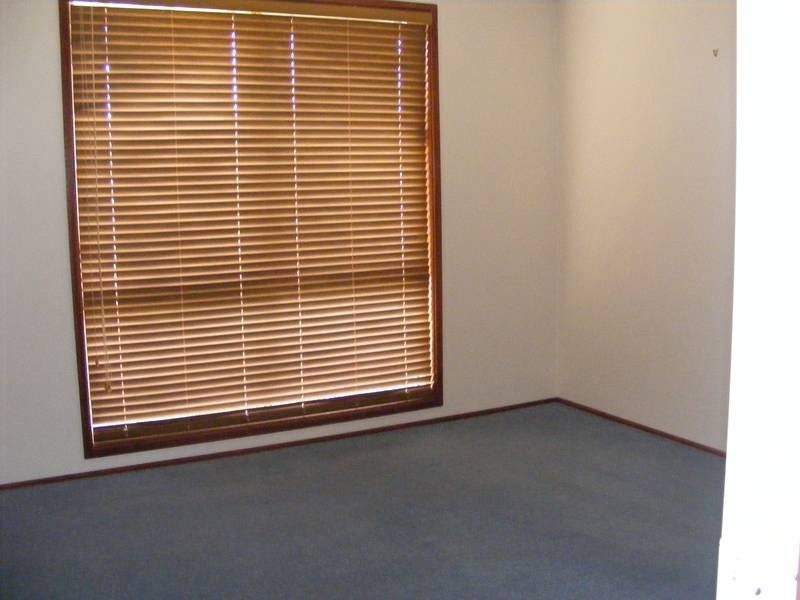 30 Mari Close, Glenmore Park NSW 2745