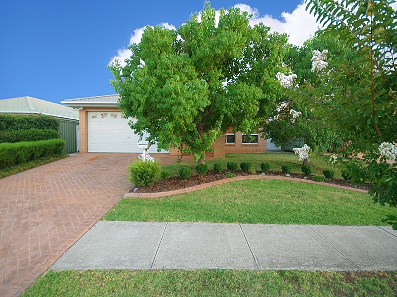 12 Talara Avenue, Glenmore Park NSW 2745