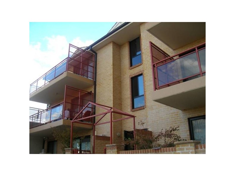 4/25 Portico Parade, Toongabbie NSW 2146