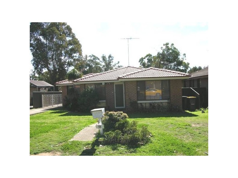 18 Kerwin Cres, Hebersham NSW 2770
