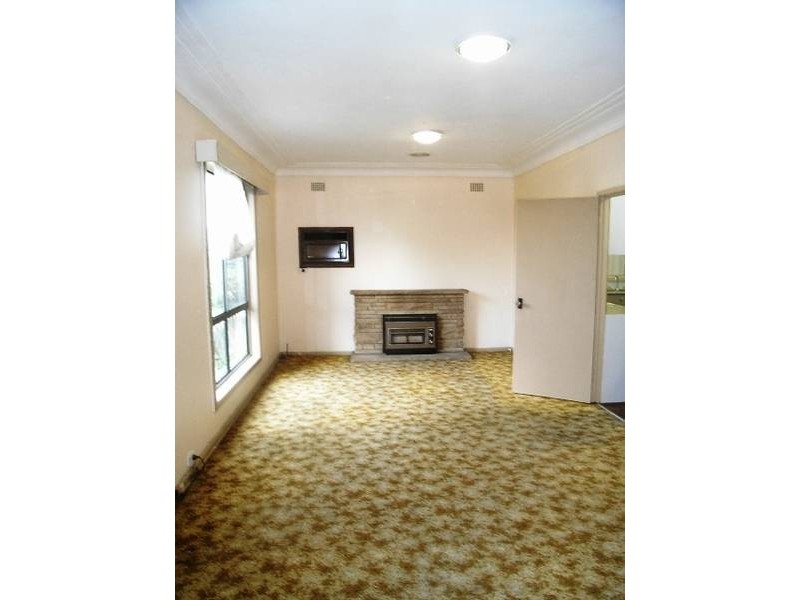 11 Anne Ave, Seven Hills NSW 2147