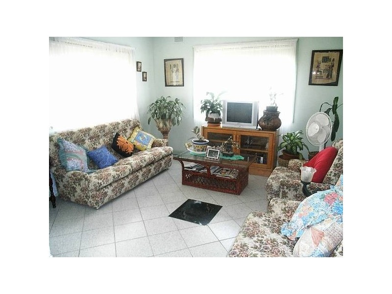 37 Broughton Street, Old Guildford NSW 2161