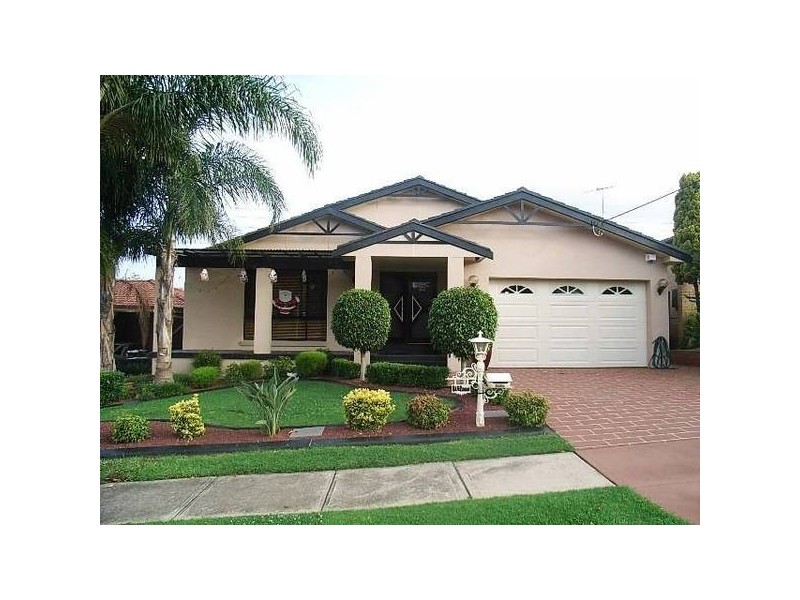 33 Winnipeg Street, Seven Hills NSW 2147