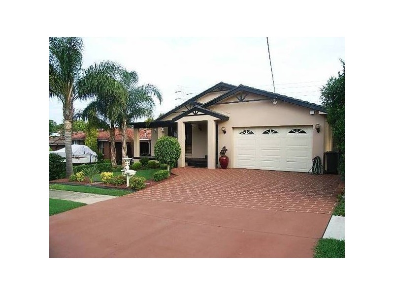 33 Winnipeg Street, Seven Hills NSW 2147