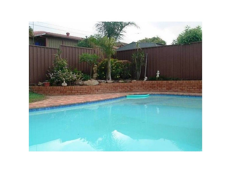 33 Winnipeg Street, Seven Hills NSW 2147