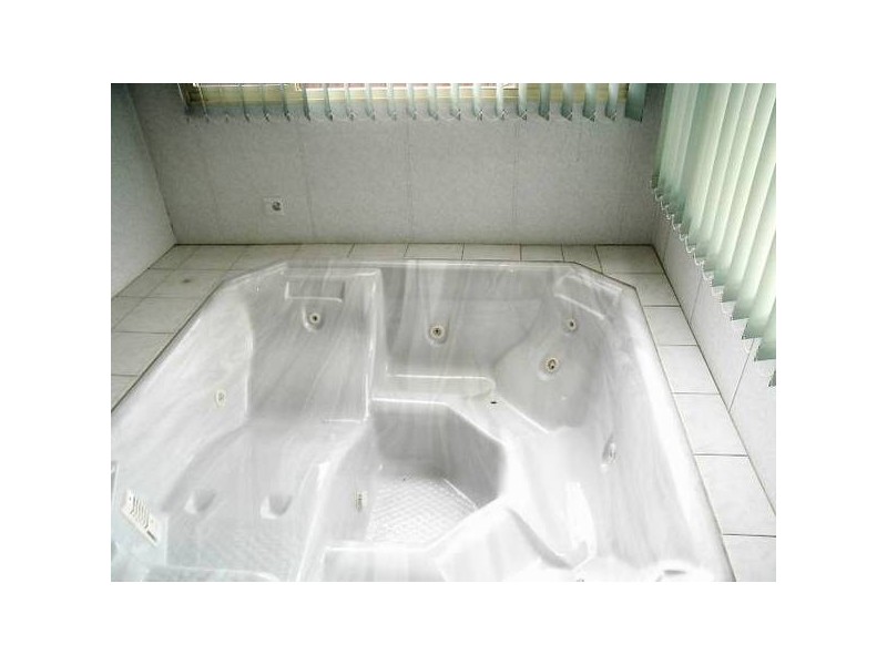 33 Winnipeg Street, Seven Hills NSW 2147