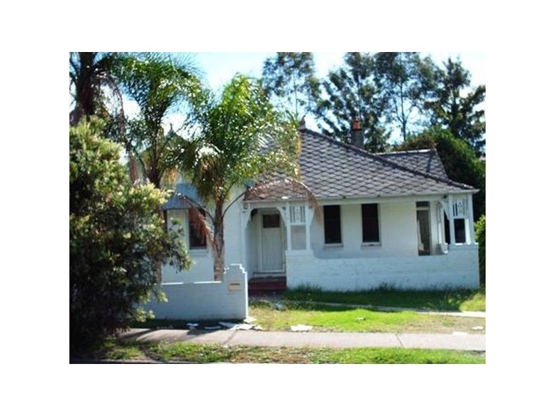 61 The Esplanade, Guildford NSW 2161