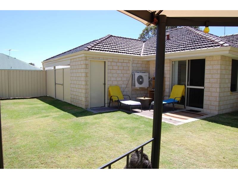 6 Golden Grove, Coodanup WA 6210